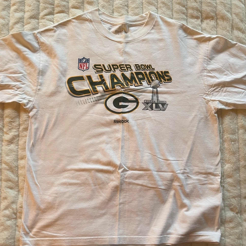 Green Bay Packers Super Bowl T-Shirt.